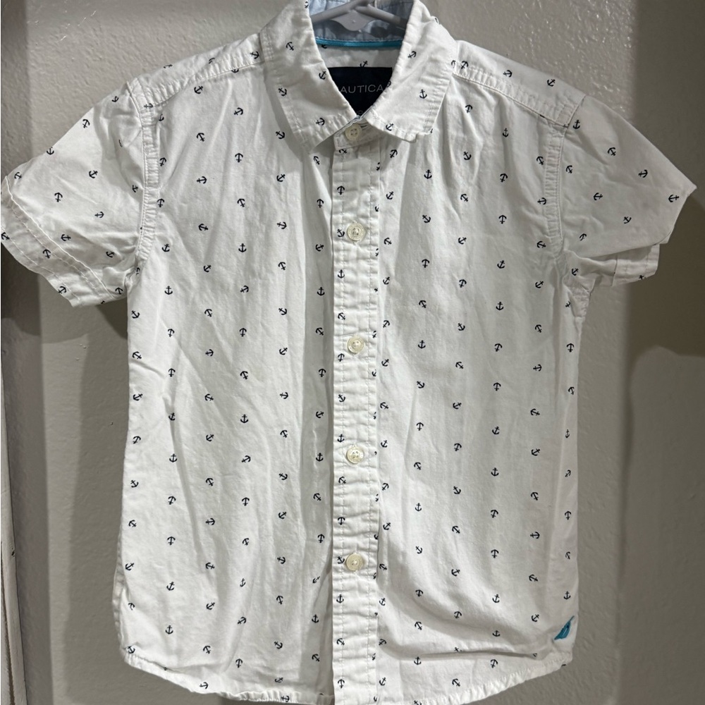 Nautica White Anchor Print Boys size 4 button down Shirt
